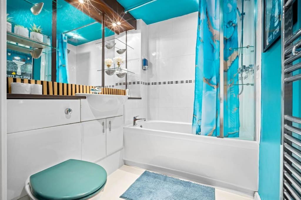 Spacious 2 Bed Apt B'Ham Cc With Parking Sleeps 7 バーミンガム エクステリア 写真