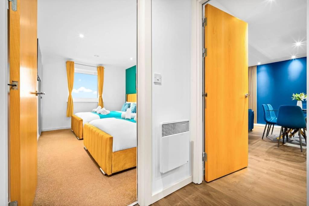Spacious 2 Bed Apt B'Ham Cc With Parking Sleeps 7 バーミンガム エクステリア 写真